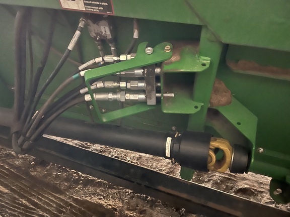 2011 John Deere 635F Header Combine