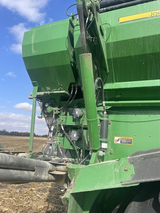 2021 John Deere F4365 Misc