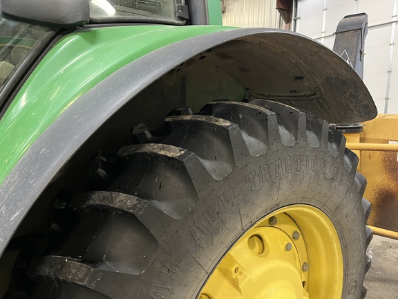 2010 John Deere 7330 Tractor