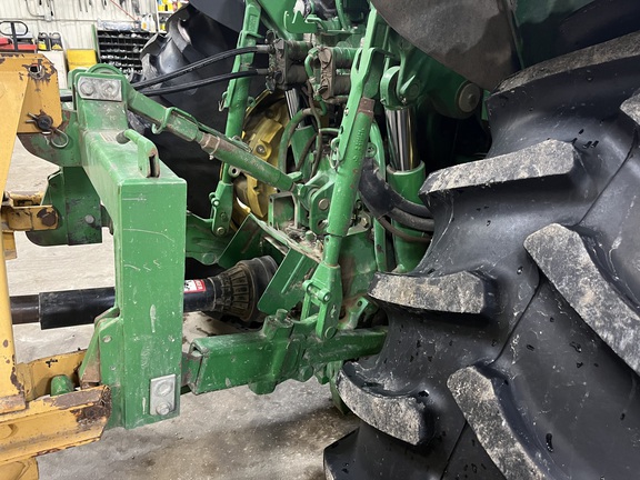 2010 John Deere 7330 Tractor