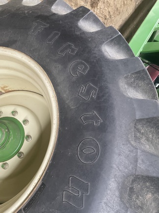 2002 Brent 876 Grain Cart