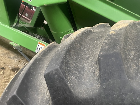 2002 Brent 876 Grain Cart