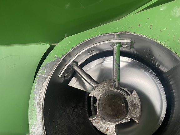 2002 Brent 876 Grain Cart