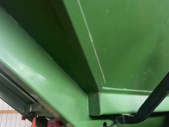 2002 Brent 876 Grain Cart