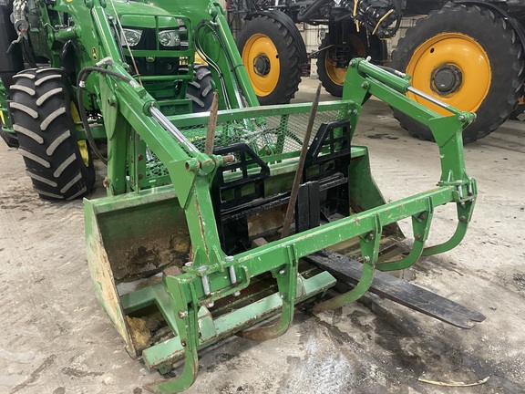 2019 John Deere 6130R Tractor