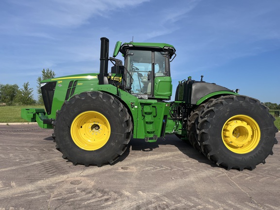 2025 John Deere 9R 640 Tractor 4WD
