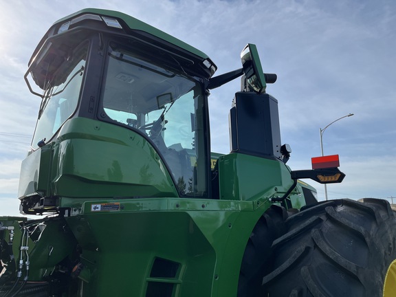 2025 John Deere 9R 640 Tractor 4WD