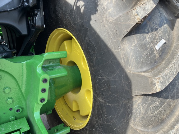 2025 John Deere 9R 640 Tractor 4WD