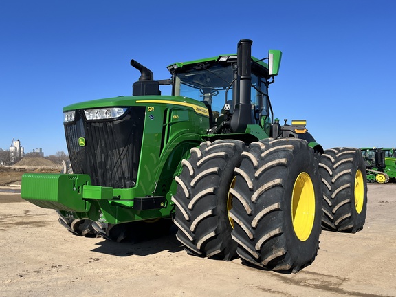 2025 John Deere 9R 640 Tractor 4WD
