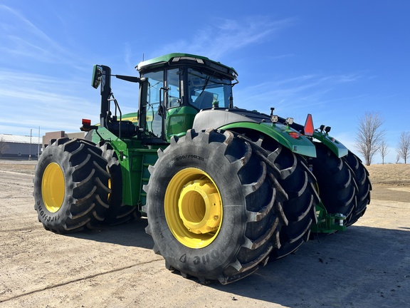 2025 John Deere 9R 640 Tractor 4WD