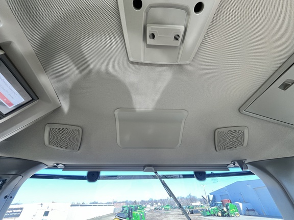 2025 John Deere 9R 640 Tractor 4WD