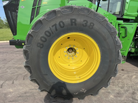2025 John Deere 9R 590 Tractor 4WD