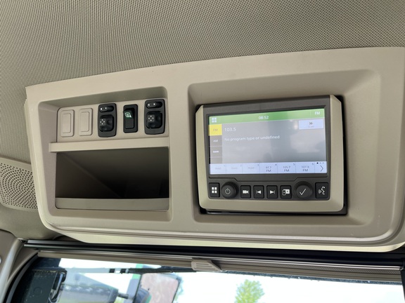 2025 John Deere 9R 640 Tractor 4WD