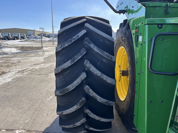 2025 John Deere 9R 640 Tractor 4WD