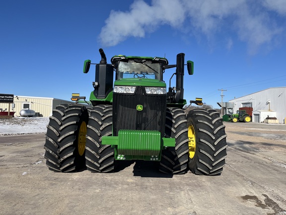 2025 John Deere 9R 640 Tractor 4WD