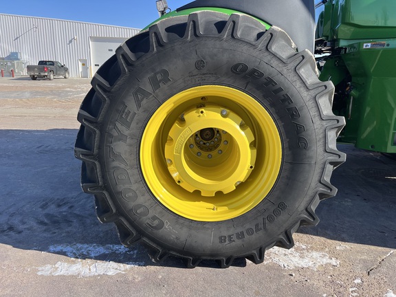 2025 John Deere 9R 640 Tractor 4WD