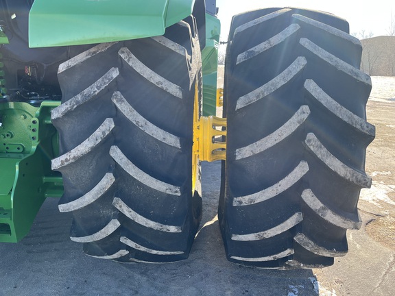 2025 John Deere 9R 640 Tractor 4WD