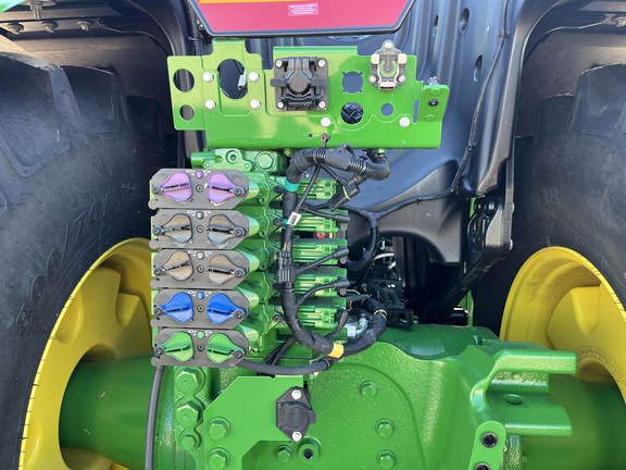 2025 John Deere 9R 640 Tractor 4WD