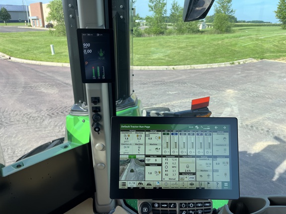 2025 John Deere 9R 590 Tractor 4WD