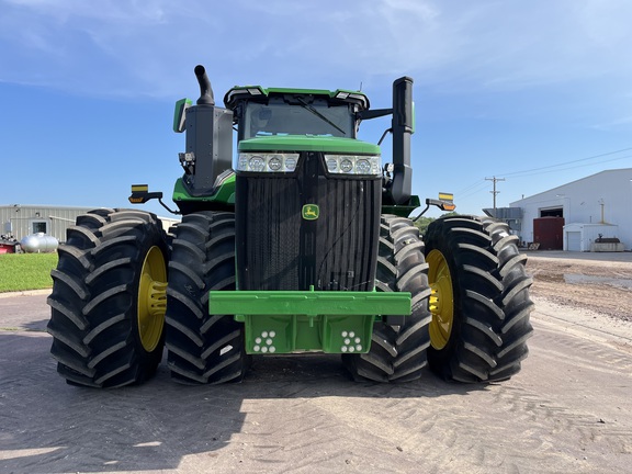 2025 John Deere 9R 590 Tractor 4WD