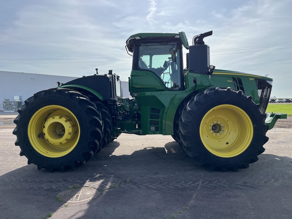 2025 John Deere 9R 590 Tractor 4WD