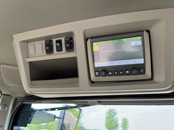 2025 John Deere 9R 590 Tractor 4WD