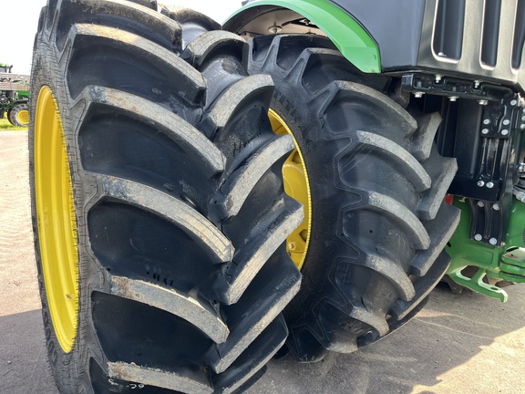 2025 John Deere 9R 590 Tractor 4WD
