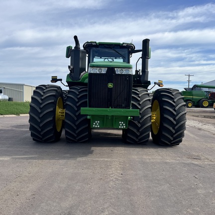 2025 John Deere 9R 590 Tractor 4WD