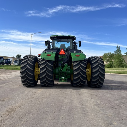 2025 John Deere 9R 590 Tractor 4WD