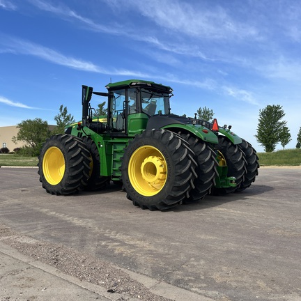 2025 John Deere 9R 590 Tractor 4WD