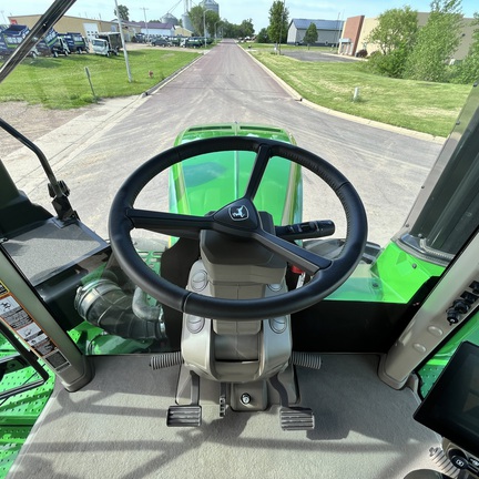 2025 John Deere 9R 590 Tractor 4WD