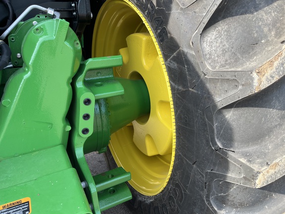 2025 John Deere 9R 640 Tractor 4WD