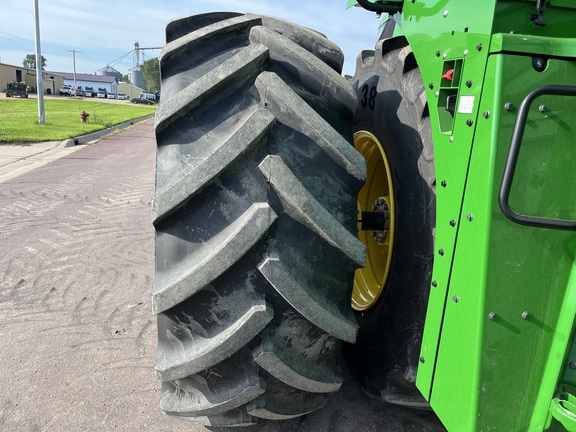 2025 John Deere 9R 590 Tractor 4WD