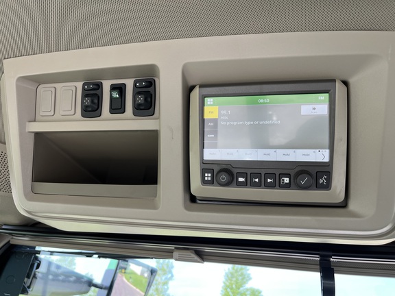 2025 John Deere 9R 590 Tractor 4WD