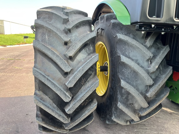 2025 John Deere 9R 590 Tractor 4WD