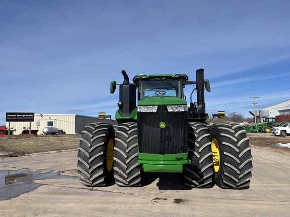 2025 John Deere 9R 590 Tractor 4WD