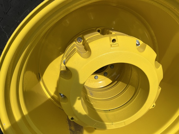 2025 John Deere 9R 590 Tractor 4WD