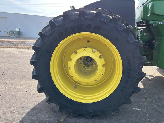 2025 John Deere 9R 590 Tractor 4WD