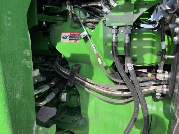 2025 John Deere 9R 590 Tractor 4WD