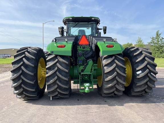 2025 John Deere 9R 590 Tractor 4WD