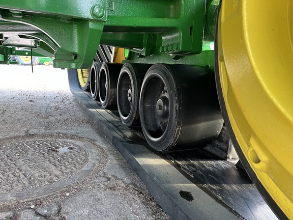 2025 John Deere 9RT 590 Tractor Rubber Track
