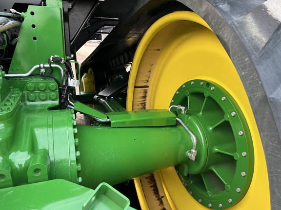 2025 John Deere 9RT 590 Tractor Rubber Track
