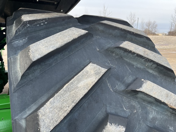 2025 John Deere 9RT 590 Tractor Rubber Track