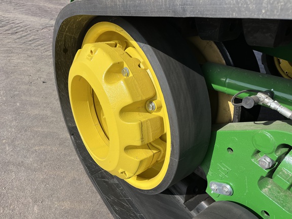 2025 John Deere 9RT 590 Tractor Rubber Track