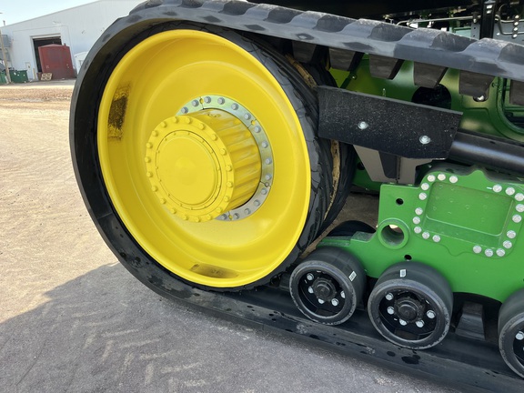 2025 John Deere 9RT 590 Tractor Rubber Track
