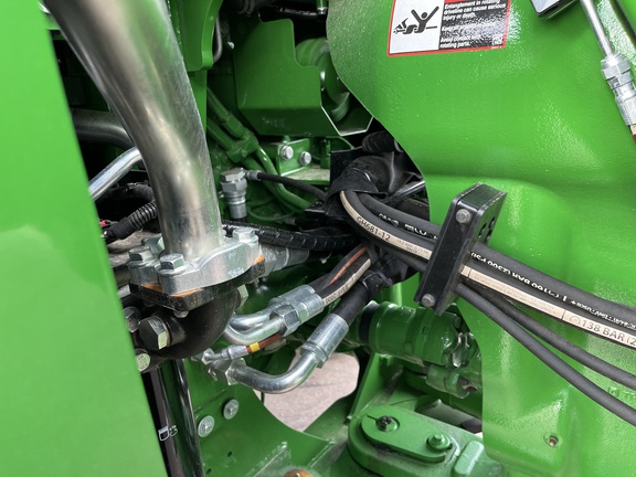 2025 John Deere 9RX 640 Tractor Rubber Track