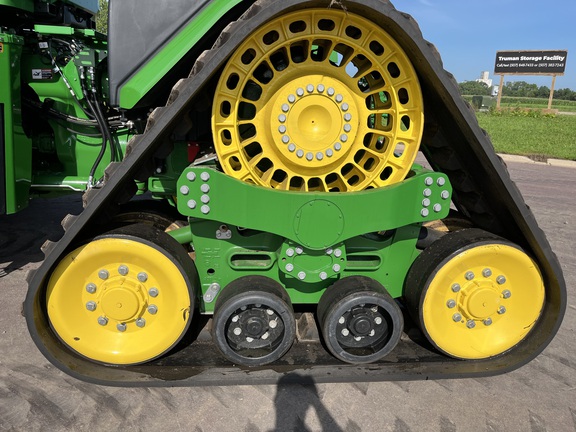 2025 John Deere 9RX 640 Tractor Rubber Track