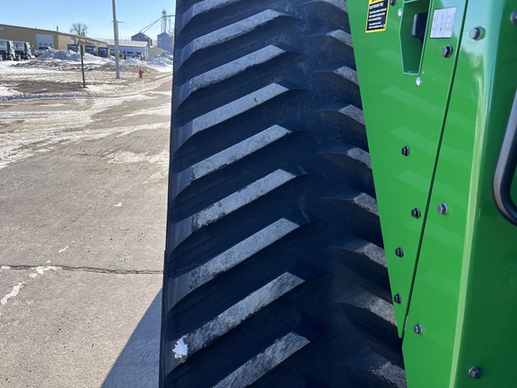 2025 John Deere 9RX 640 Tractor Rubber Track