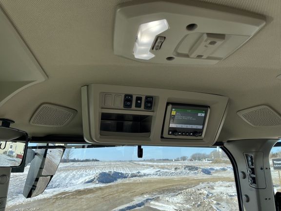 2025 John Deere 9RX 640 Tractor Rubber Track