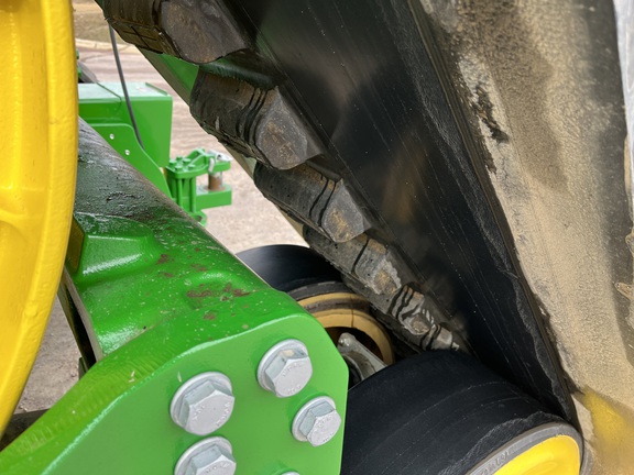 2025 John Deere 9RX 640 Tractor Rubber Track